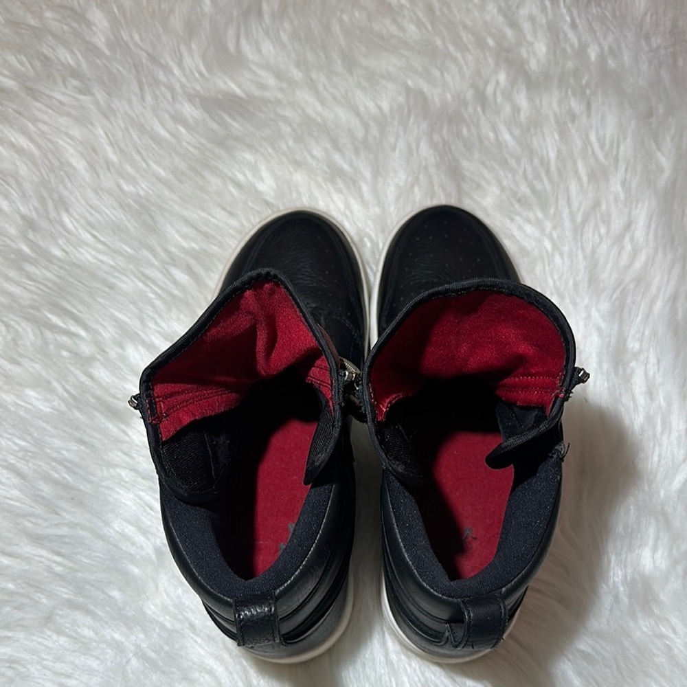 Nike Black and White AirJordan Retro zip - Picture 5 of 12